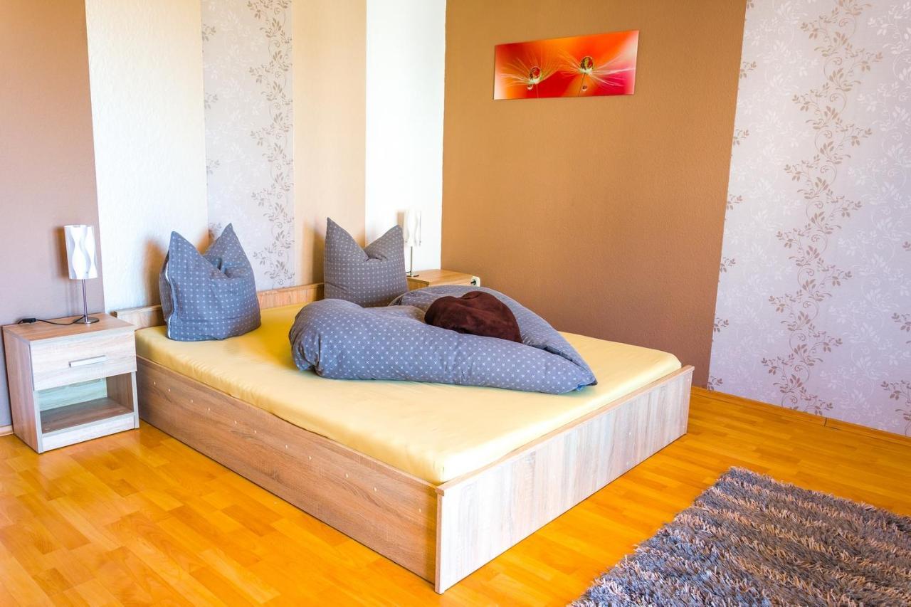 לינה וארוחת בוקר באלאטונפורד Margret Haus מראה חיצוני תמונה