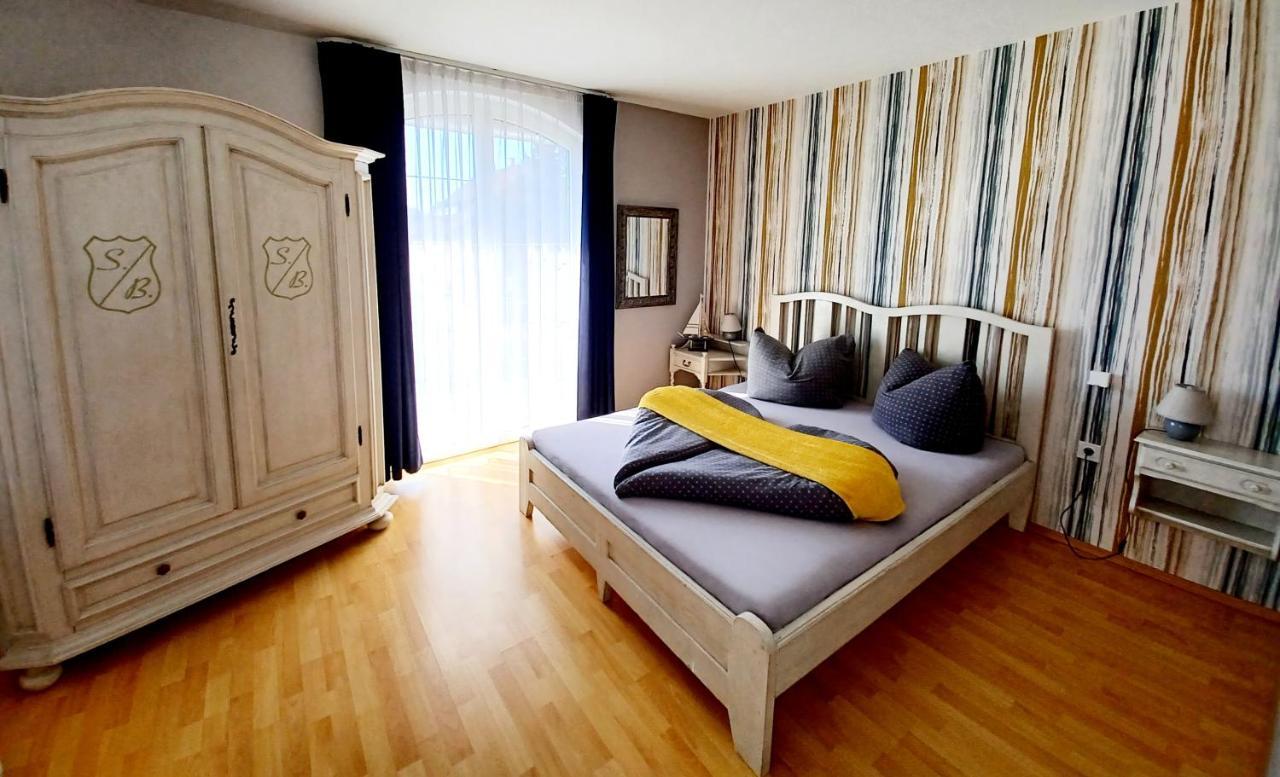 לינה וארוחת בוקר באלאטונפורד Margret Haus מראה חיצוני תמונה