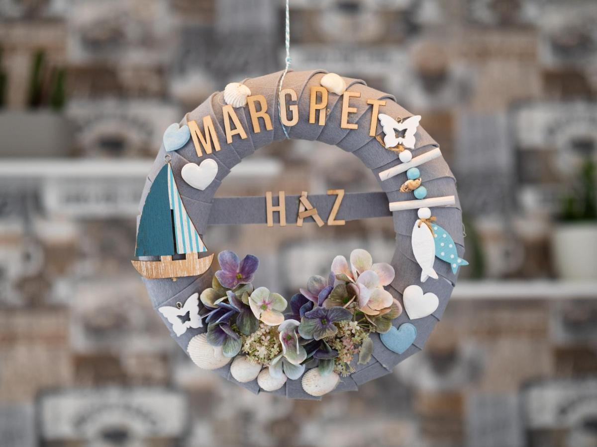 לינה וארוחת בוקר באלאטונפורד Margret Haus מראה חיצוני תמונה